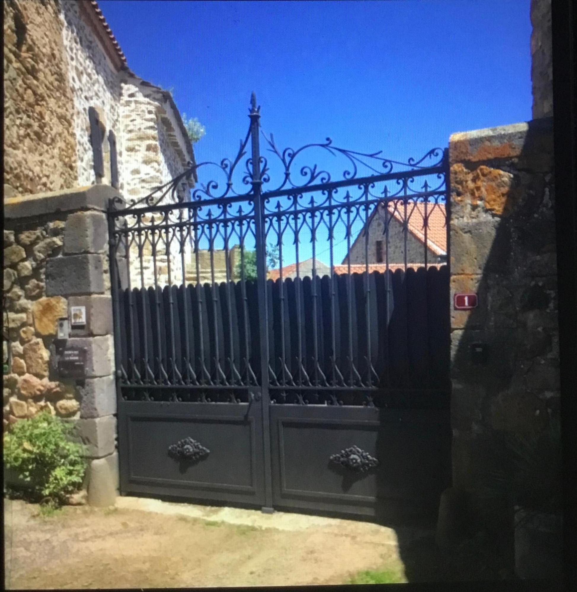 De La Sagne Holiday home *